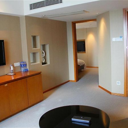 แกรนด์ เมอเคียว ตงกวน ฮิวแมน บาย แอคคอร์ Hotel ภายนอก รูปภาพ