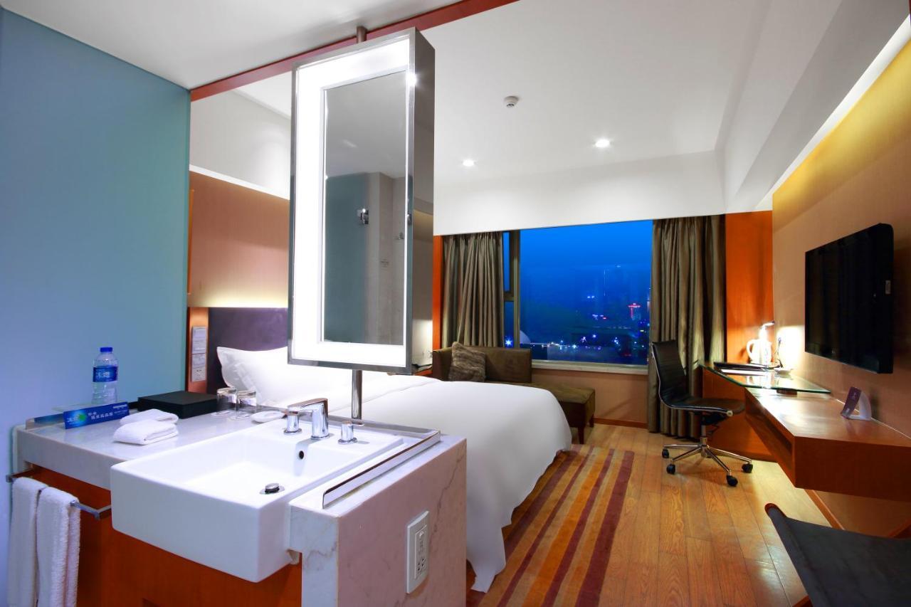 แกรนด์ เมอเคียว ตงกวน ฮิวแมน บาย แอคคอร์ Hotel ภายนอก รูปภาพ