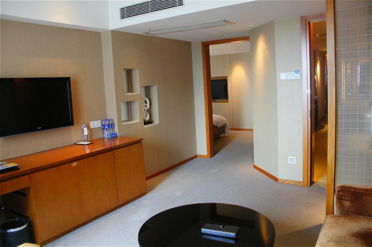 แกรนด์ เมอเคียว ตงกวน ฮิวแมน บาย แอคคอร์ Hotel ภายนอก รูปภาพ