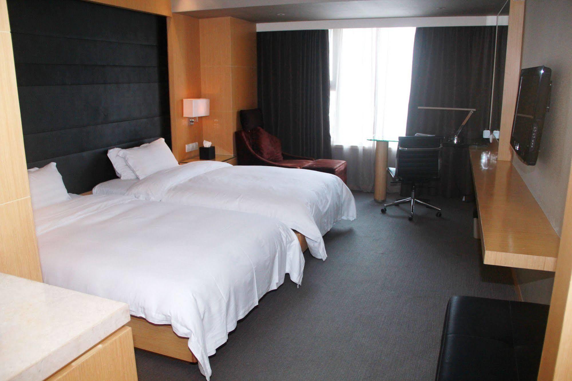 แกรนด์ เมอเคียว ตงกวน ฮิวแมน บาย แอคคอร์ Hotel ภายนอก รูปภาพ